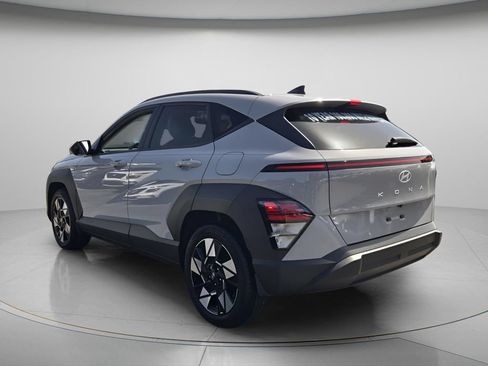 Certified 2024 Hyundai Kona SEL FWD image 7