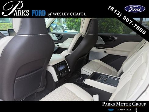 Used 2020 Lincoln Aviator Black Label w/ Dynamic Handling Package AWD/4WD image 24