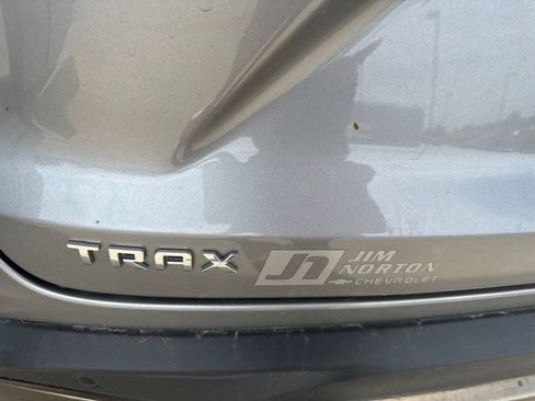 Used 2025 Chevrolet Trax ACTIV w/ Driver Confidence Package FWD image 9