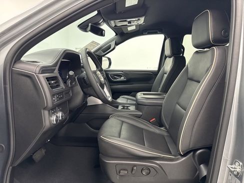 Used 2024 GMC Yukon SLT image 25