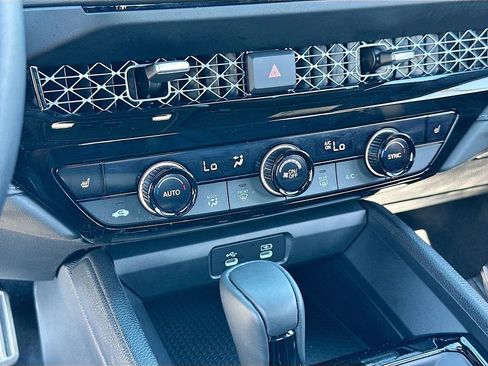 Used 2024 Honda Accord Sport image 14