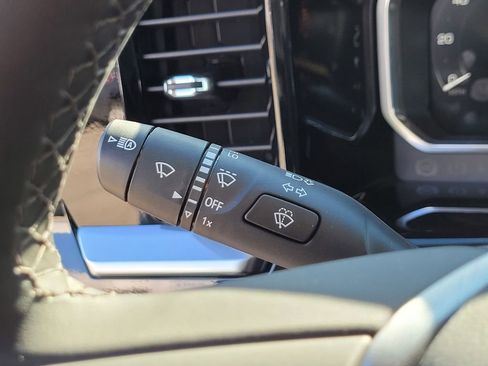 New 2026 GMC Sierra 2500 SLE w/ SLE Value Package; image 22