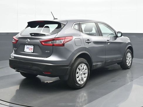 Used 2020 Nissan Rogue Sport S image 6
