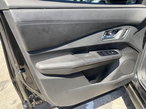 Used 2023 Nissan Ariya FWD image 17