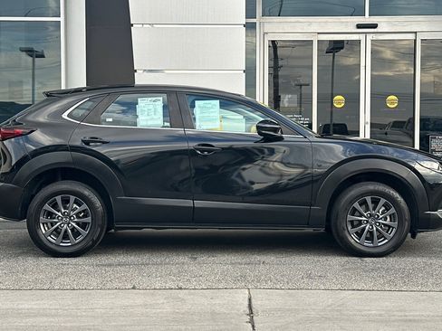 Used 2024 MAZDA CX-30 AWD 2.5 S image 3