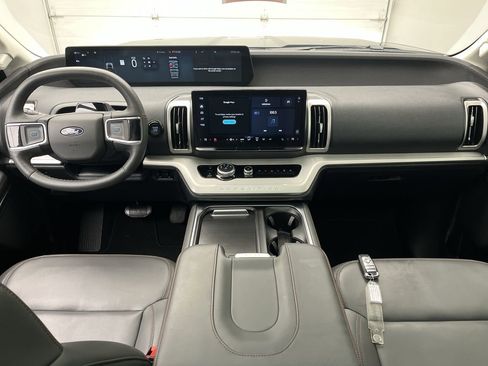 Certified 2025 Ford Expedition Max Active image 4