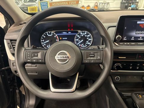 Used 2021 Nissan Rogue S AWD/4WD image 7