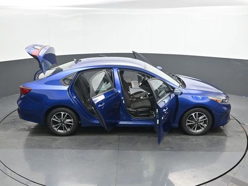 Used 2024 Kia Forte LXS image 54