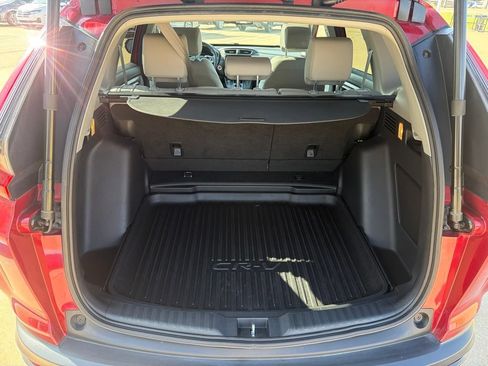 Used 2022 Honda CR-V Touring image 30