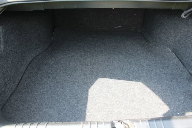 Used 2010 Chevrolet Impala LS FWD image 13