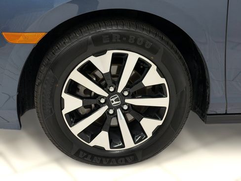 Used 2025 Honda Odyssey EX-L image 11