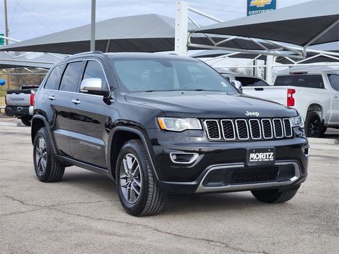 Used 2020 Jeep Grand Cherokee Limited image 3