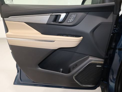 Certified 2026 Buick Enclave Preferred w/ Power Package FWD image 23
