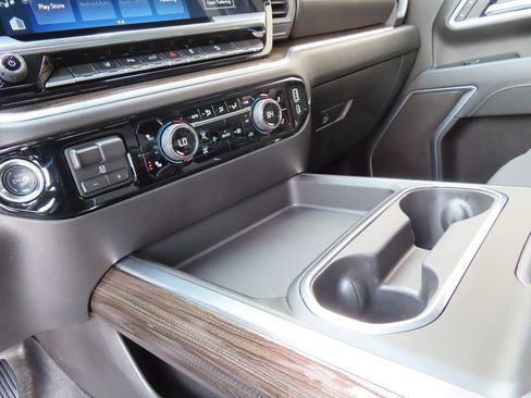 Used 2026 Chevrolet Silverado 2500 LT w/ All Star Edition image 22