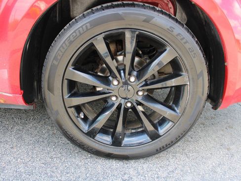 Used 2013 Dodge Avenger SXT w/ Blacktop Pkg FWD image 13