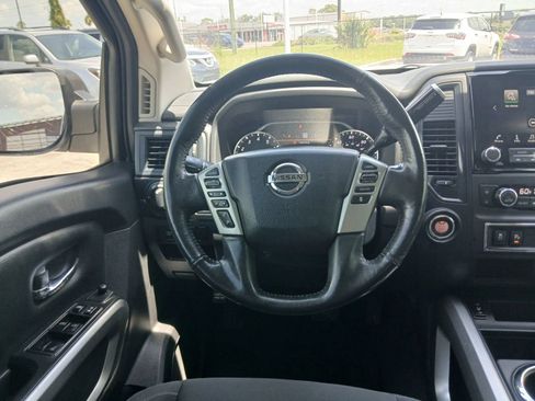 Used 2022 Nissan Titan SV w/ SV Convenience Package RWD image 54