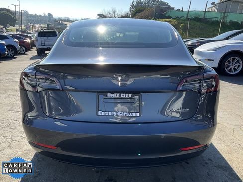 Used 2018 Tesla Model 3 Performance image 4