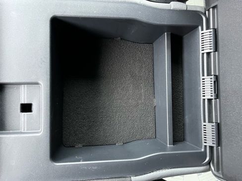 Used 2025 Ford F150 XLT w/ Equipment Group 301A Standard image 21