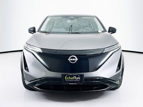 Used 2023 Nissan Ariya FWD image 2