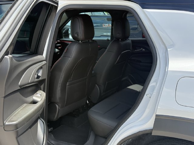 Used 2025 Chevrolet TrailBlazer RS w/ Convenience Package FWD image 30