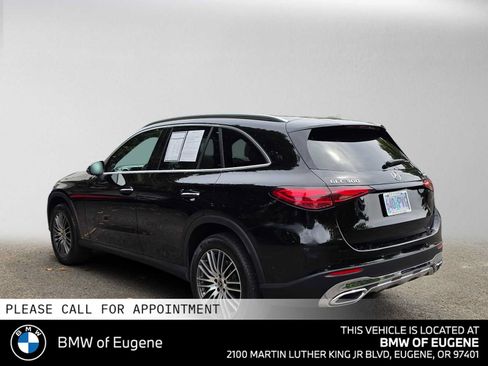 Used 2024 Mercedes-Benz GLC 300 4MATIC image 5