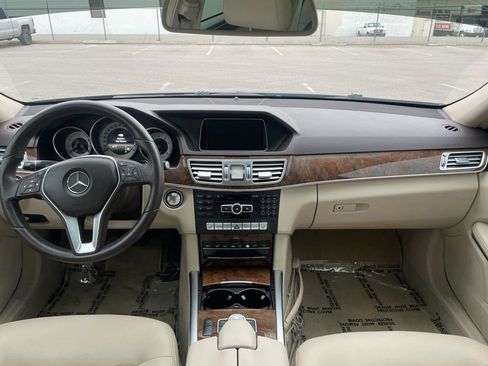 Used 2014 Mercedes-Benz E 350 Sedan image 26
