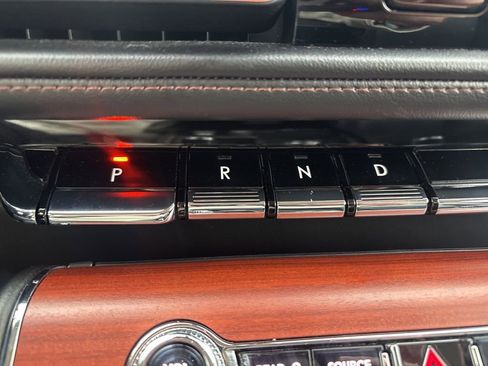 Used 2024 Lincoln Aviator Reserve image 27