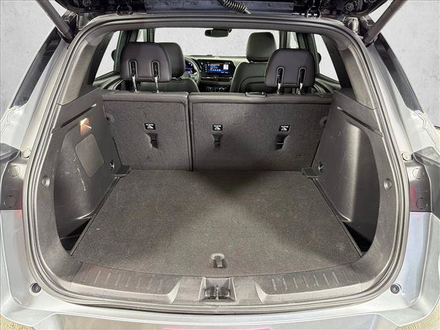 Used 2024 Chevrolet TrailBlazer RS w/ Convenience Package FWD image 19