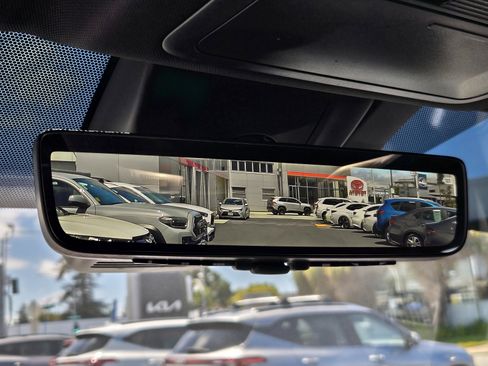 Used 2023 Toyota RAV4 XSE AWD/4WD image 19