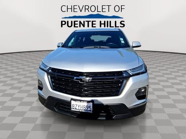 Used 2022 Chevrolet Traverse LT FWD image 3