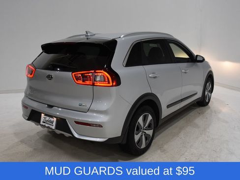 Used 2018 Kia Niro LX FWD image 4
