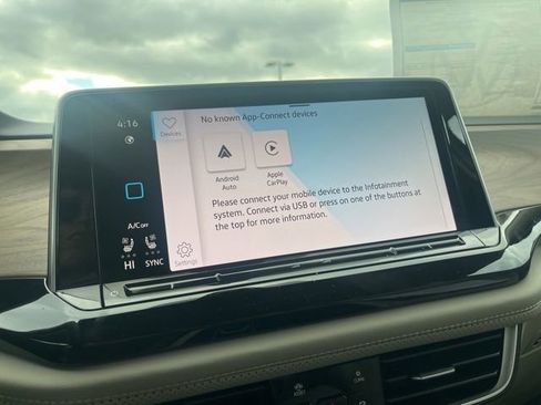 New 2026 Volkswagen Atlas SE image 17