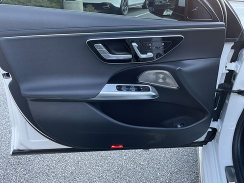 Certified 2025 Mercedes-Benz E 350 E 350 4MATIC Sedan image 19