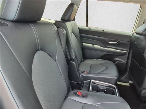 Used 2026 Toyota Grand Highlander FWD image 21