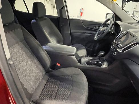 Used 2024 Chevrolet Equinox LT image 26