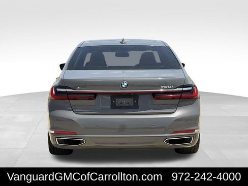 Used 2022 BMW 750i xDrive AWD/4WD image 7