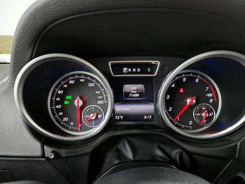 Used 2016 Mercedes-Benz G 550 image 17