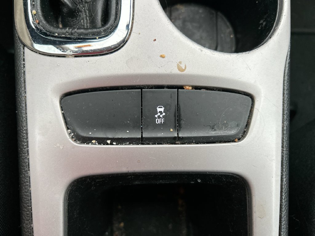 Used 2018 Chevrolet Cruze LS FWD image 27