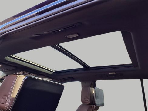 Used 2023 Chevrolet Tahoe High Country image 28