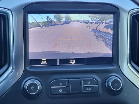 Used 2021 Chevrolet Silverado 1500 LT Trail Boss w/ Convenience Package II image 21