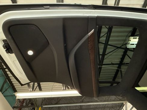 Used 2018 Tesla Model X 100D image 25