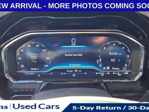 Used 2024 Chevrolet Silverado 2500 LT w/ Convenience Package image 12