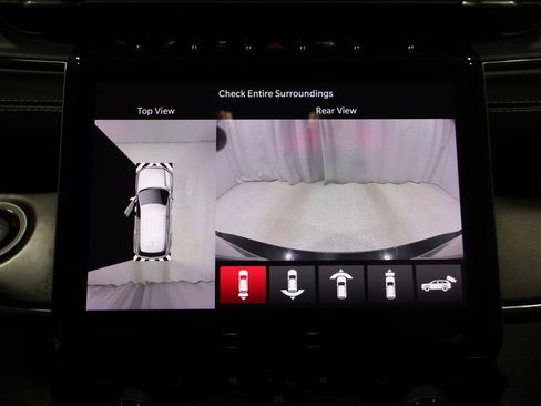 Used 2023 Jeep Grand Cherokee L Limited w/ Luxury Tech Group II image 34