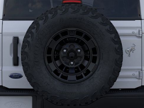 New 2026 Ford Bronco Badlands image 27