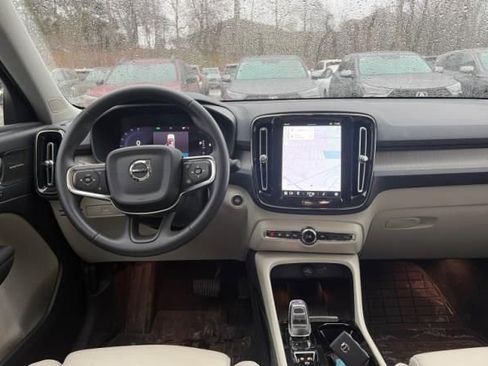 Certified 2023 Volvo XC40 B5 Plus w/ Driver Assist Package image 8