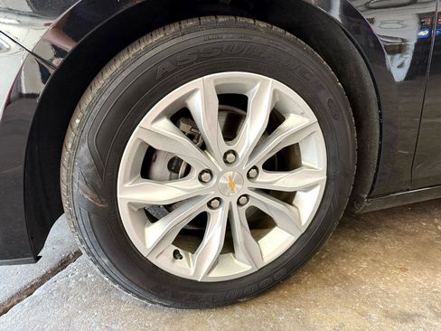 Used 2024 Chevrolet Malibu LT image 9