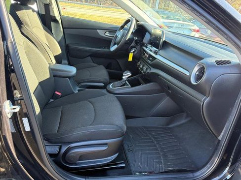 Used 2021 Kia Forte LXS image 15