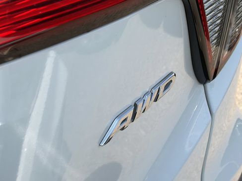 Used 2022 Honda HR-V EX image 11