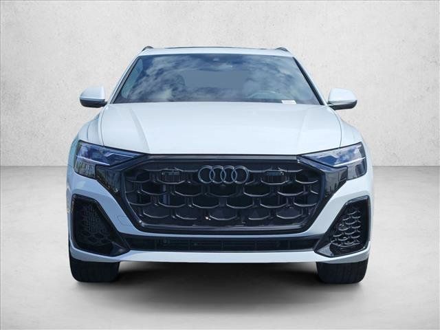 Used 2025 Audi Q8 Premium Plus AWD/4WD image 2
