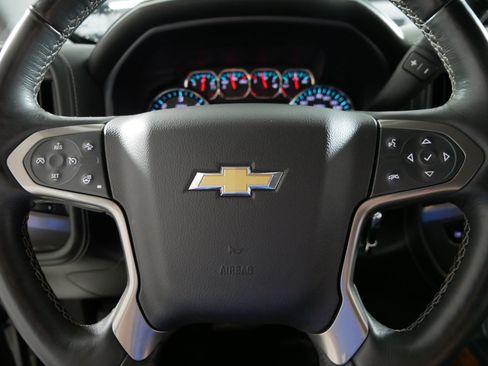 Used 2017 Chevrolet Silverado 1500 High Country AWD/4WD image 25